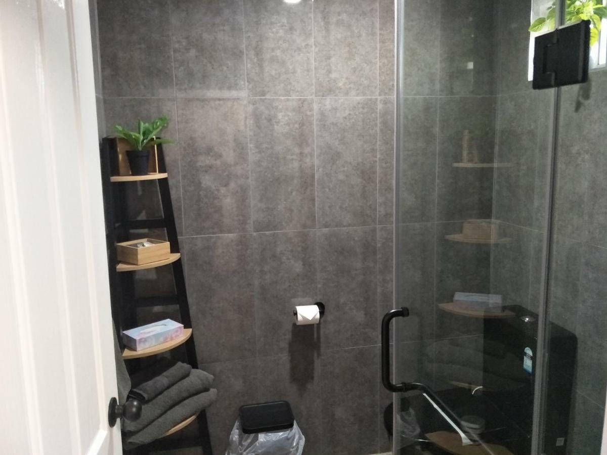 Alabaster Motor Inn Тарий Екстериор снимка