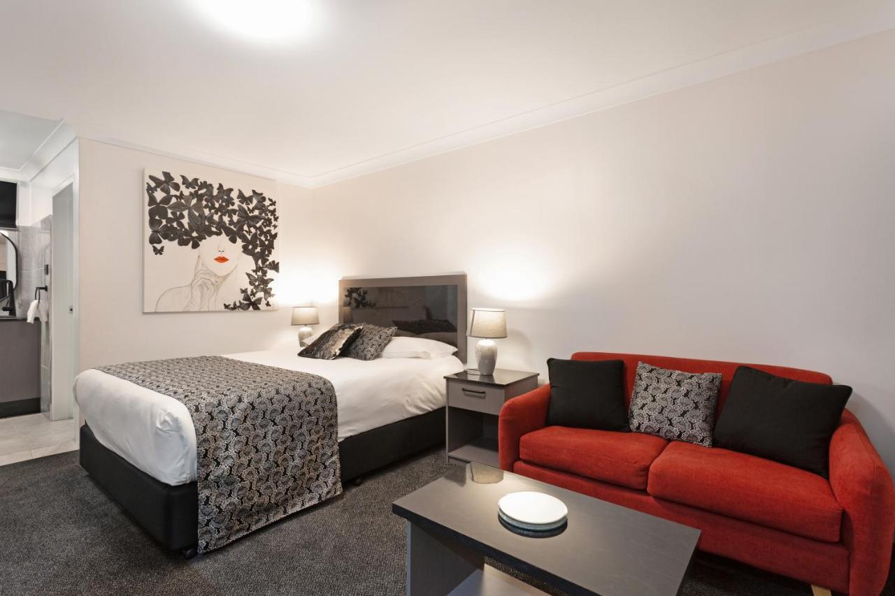 Alabaster Motor Inn Тарий Екстериор снимка